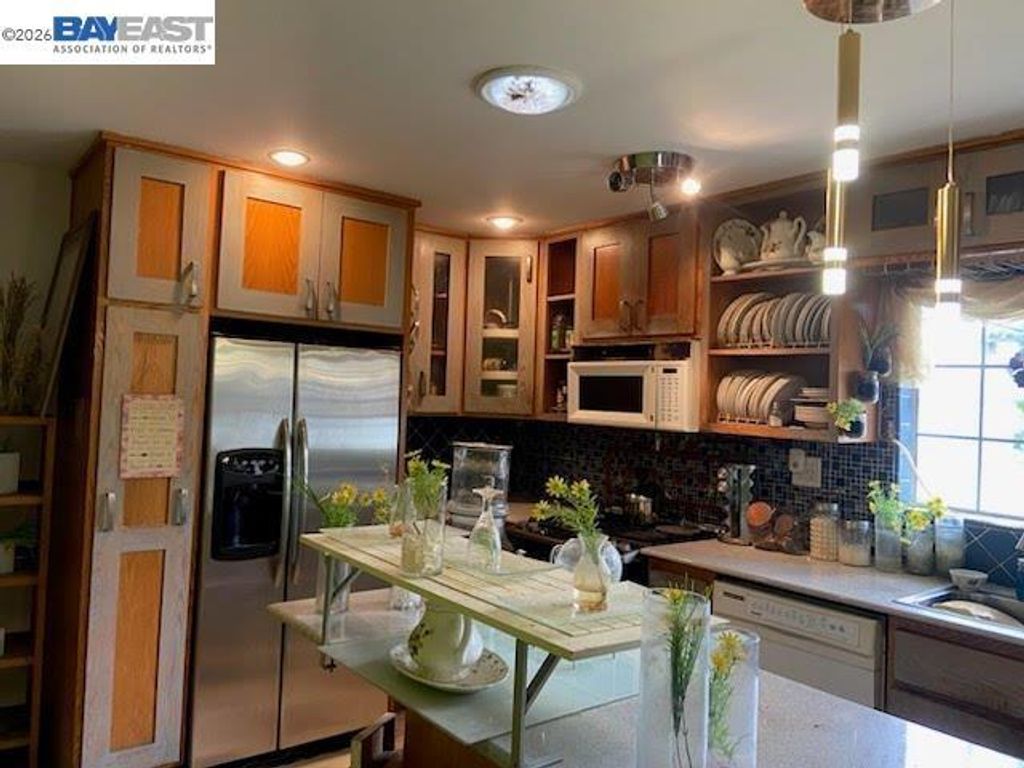 847 W 81St St, Los Angeles, CA 90044