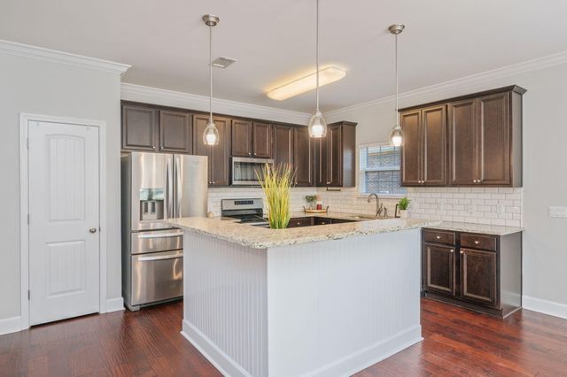 329 Nathey Avenue, Niceville, FL 32578