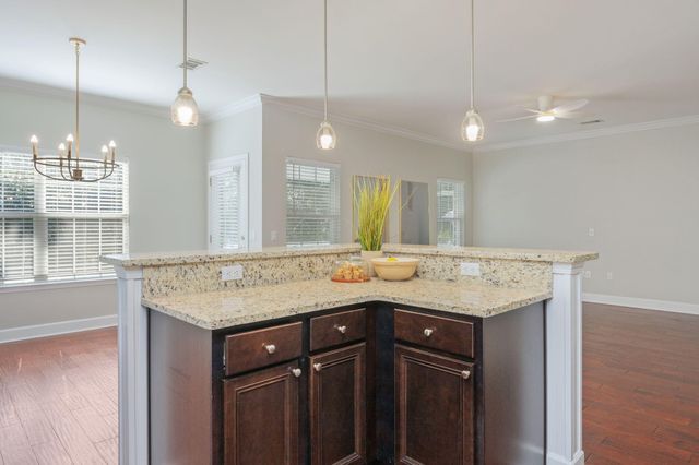 329 Nathey Avenue, Niceville, FL 32578