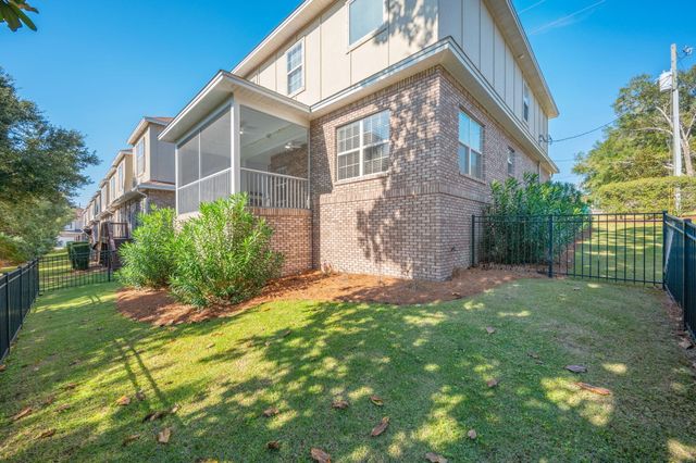 329 Nathey Avenue, Niceville, FL 32578