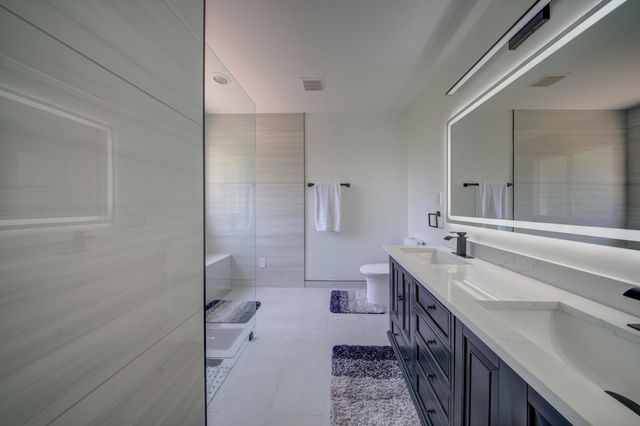 2364 Center Stone Lane, Riviera Beach, FL 33404