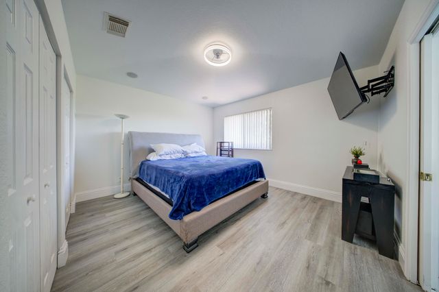 2364 Center Stone Lane, Riviera Beach, FL 33404