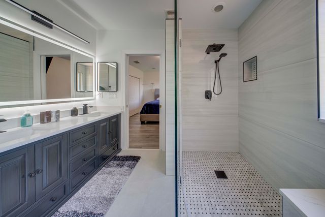 2364 Center Stone Lane, Riviera Beach, FL 33404