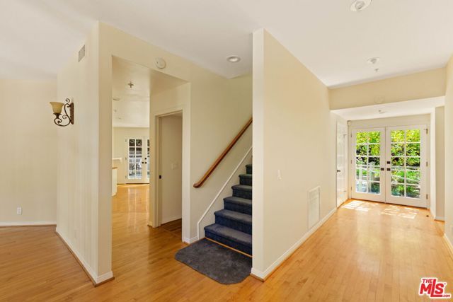 5237 San Feliciano Drive, Woodland Hills (los Angeles), CA 91364