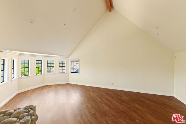 5237 San Feliciano Drive, Woodland Hills (los Angeles), CA 91364