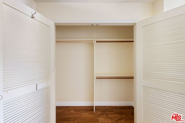 5237 San Feliciano Drive, Woodland Hills (los Angeles), CA 91364
