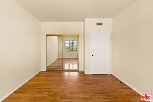 5237 San Feliciano Drive, Woodland Hills (los Angeles), CA 91364