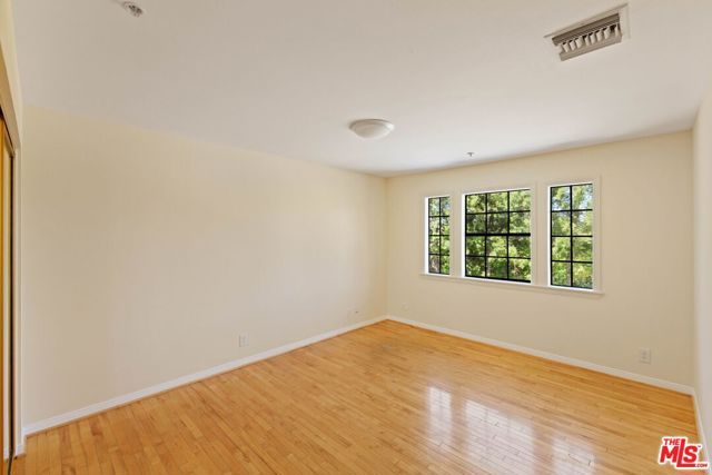 5237 San Feliciano Drive, Woodland Hills (los Angeles), CA 91364