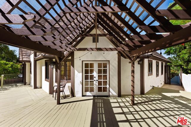 5237 San Feliciano Drive, Woodland Hills (los Angeles), CA 91364