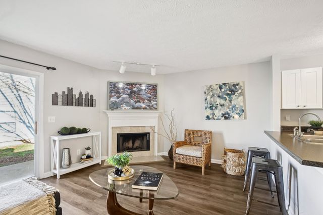 3247 Harpeth Springs Dr, Nashville, TN 37221