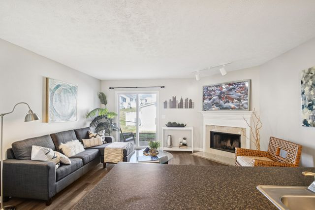 3247 Harpeth Springs Dr, Nashville, TN 37221