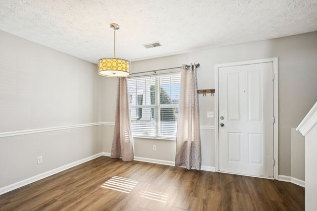 3247 Harpeth Springs Dr, Nashville, TN 37221