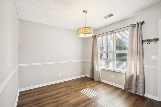 3247 Harpeth Springs Dr, Nashville, TN 37221