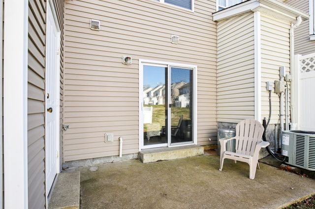 3247 Harpeth Springs Dr, Nashville, TN 37221