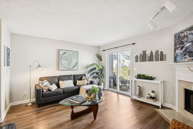 3247 Harpeth Springs Dr, Nashville, TN 37221