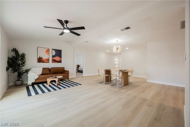 1909 Griffith Avenue, Las Vegas, NV 89104