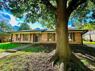 814 Patricia Drive, Sherman, TX 75090