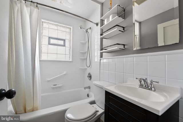 237 RIVERTHORN RD, Baltimore, MD 21220