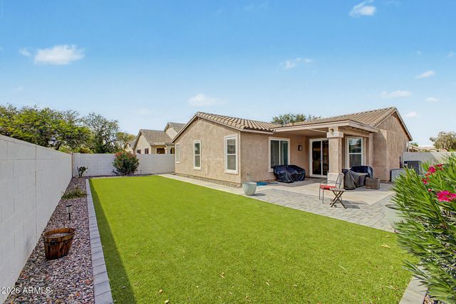 73 E MILL REEF Drive, San Tan Valley, AZ 85143