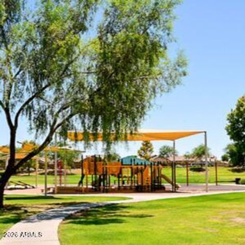 73 E MILL REEF Drive, San Tan Valley, AZ 85143