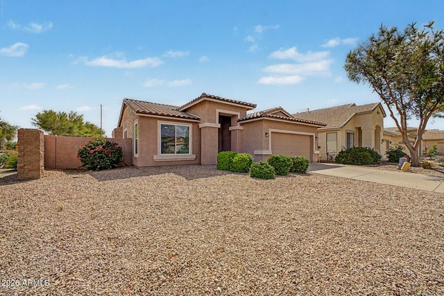 73 E MILL REEF Drive, San Tan Valley, AZ 85143