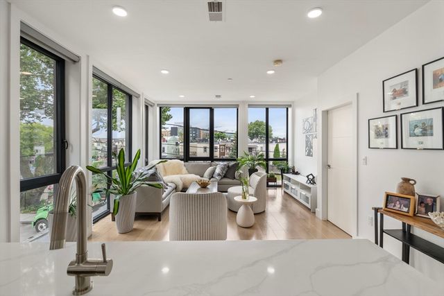 30 Penniman 201, Boston, MA 02134