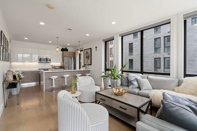 30 Penniman 201, Boston, MA 02134