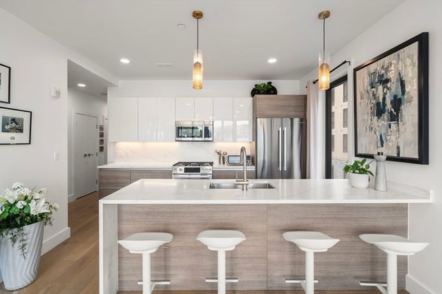 30 Penniman 201, Boston, MA 02134
