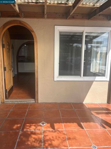 1075 Rachel Rd, San Pablo, CA 94806
