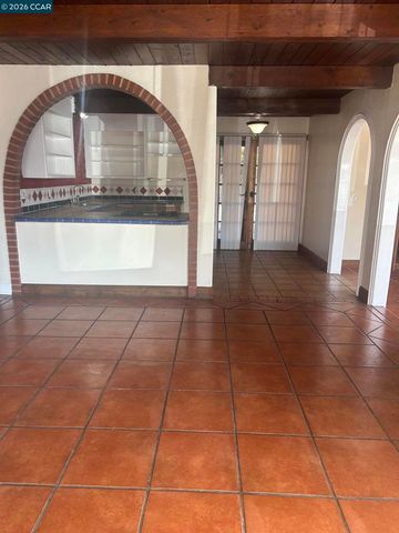 1075 Rachel Rd, San Pablo, CA 94806