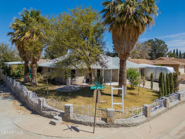 140 TORREY PINES Drive, Santa Teresa, NM 88008