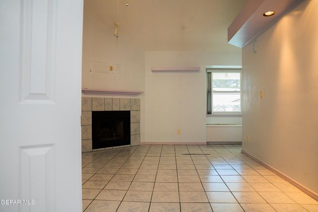 140 TORREY PINES Drive, Santa Teresa, NM 88008