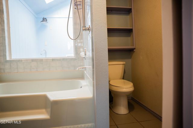 140 TORREY PINES Drive, Santa Teresa, NM 88008