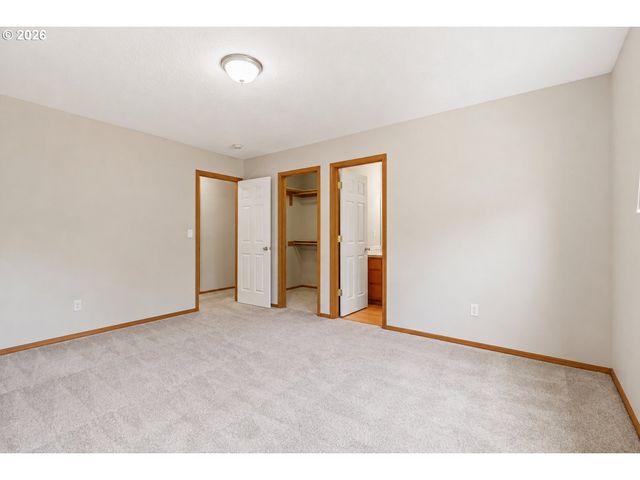 13811 Se GANNON Dr, Clackamas, OR 97015