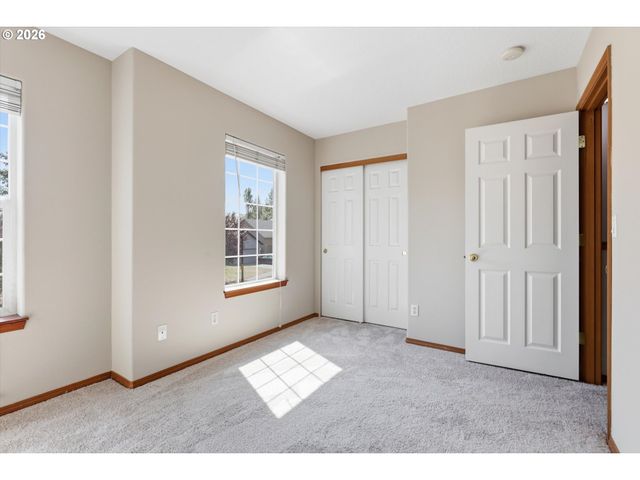 13811 Se GANNON Dr, Clackamas, OR 97015