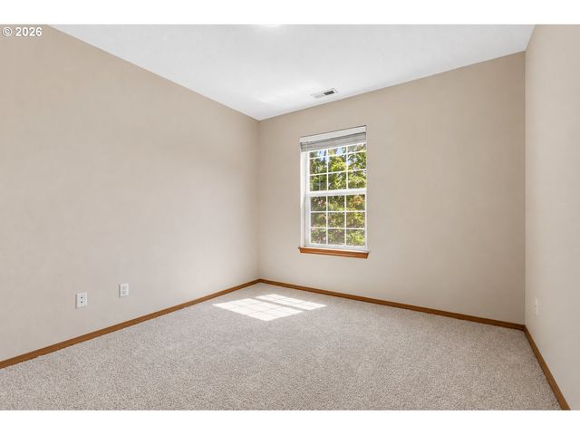 13811 Se GANNON Dr, Clackamas, OR 97015