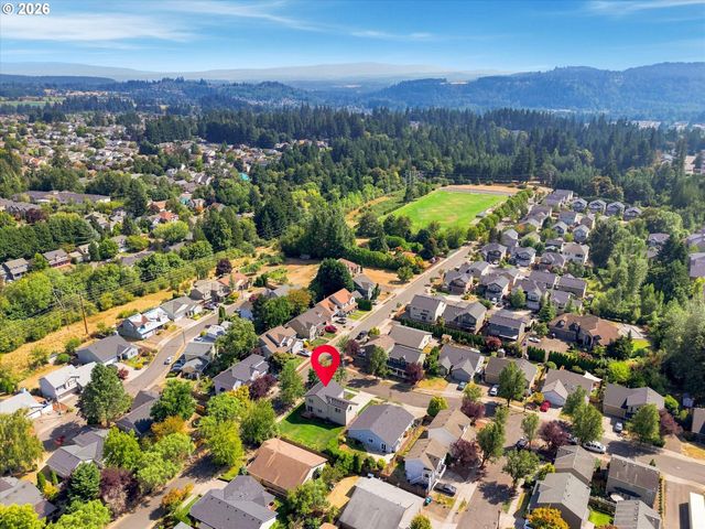 13811 Se GANNON Dr, Clackamas, OR 97015