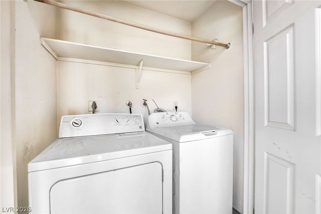 5062 River Glen Drive 151, Las Vegas, NV 89103