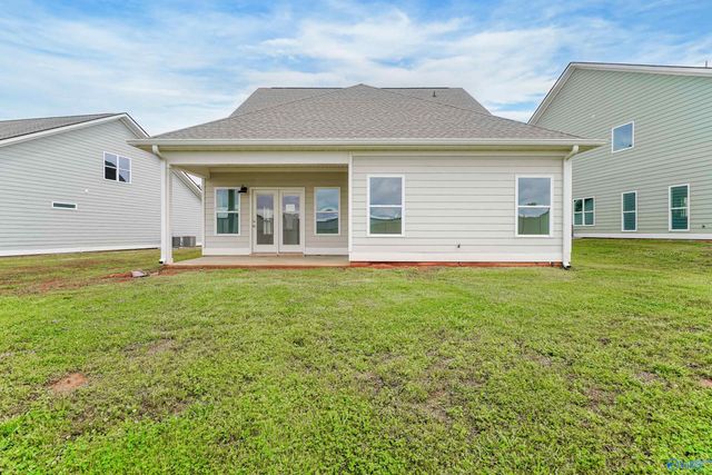 408 Summit Lakes Drive, Athens, AL 35613
