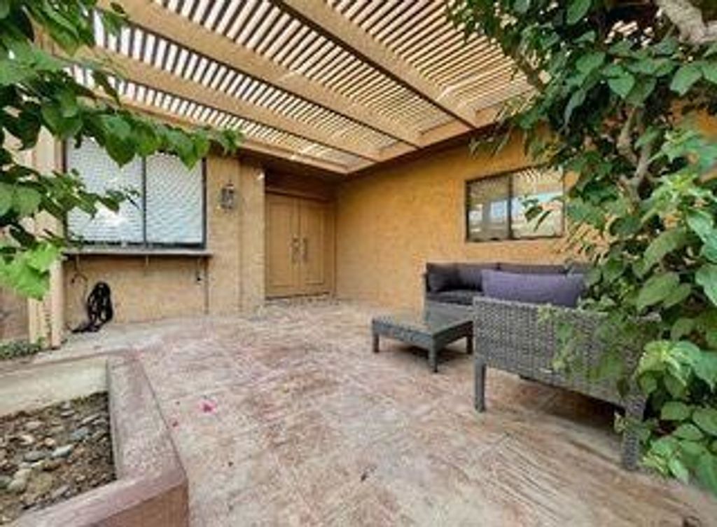 26 Sunrise Drive, Rancho Mirage, CA 92270
