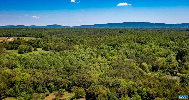 1245 CARPENTERS MILL RD, Ruckersville, VA 22968
