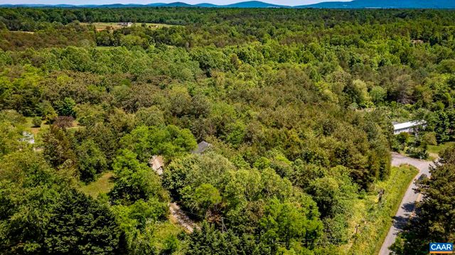 1245 CARPENTERS MILL RD, Ruckersville, VA 22968