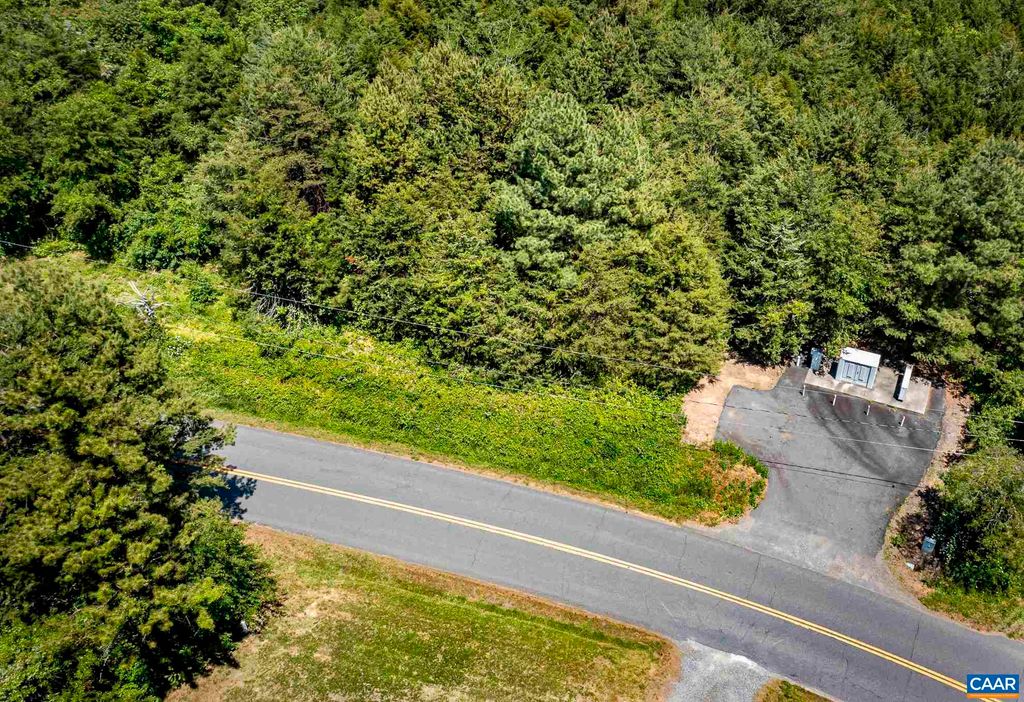 1245 CARPENTERS MILL RD, Ruckersville, VA 22968