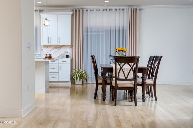 11 Gabby Court, Colonie, NY 12309