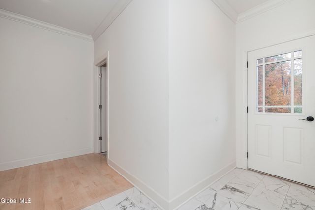 11 Gabby Court, Colonie, NY 12309