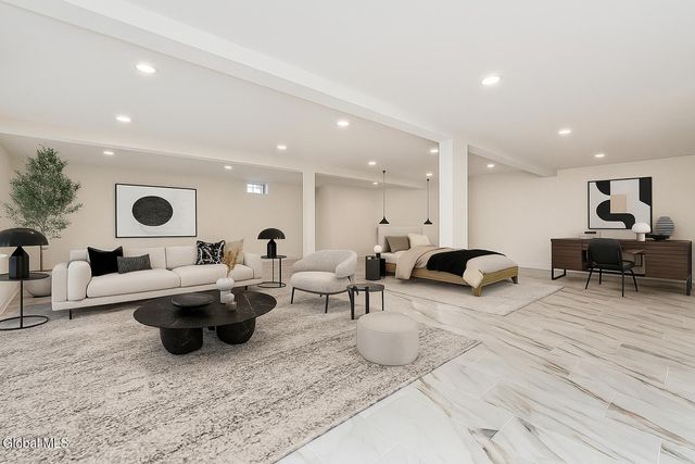 11 Gabby Court, Colonie, NY 12309