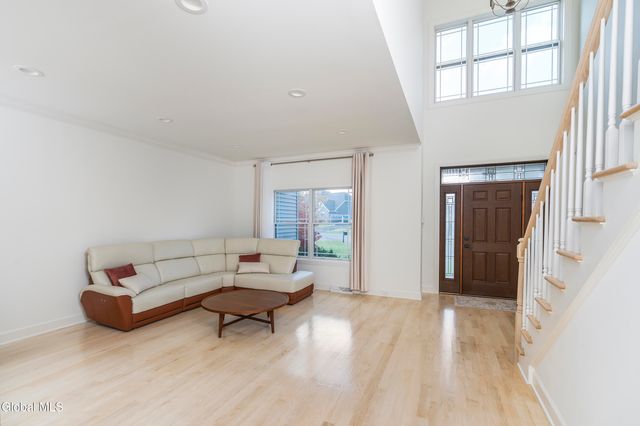 11 Gabby Court, Colonie, NY 12309