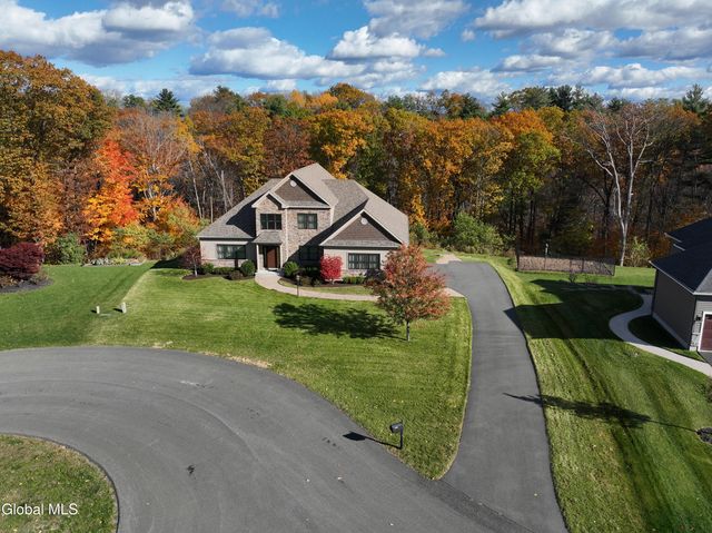 11 Gabby Court, Colonie, NY 12309