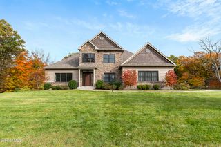 11 Gabby Court, Colonie, NY 12309