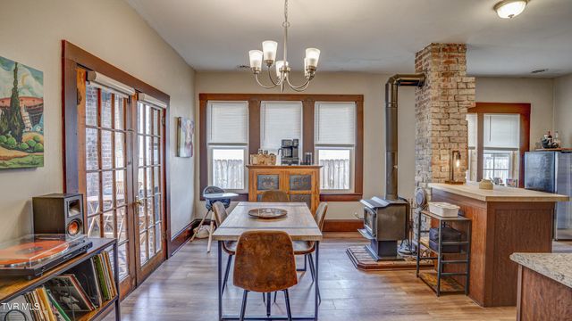 524 Carolina Avenue, Erwin, TN 37650